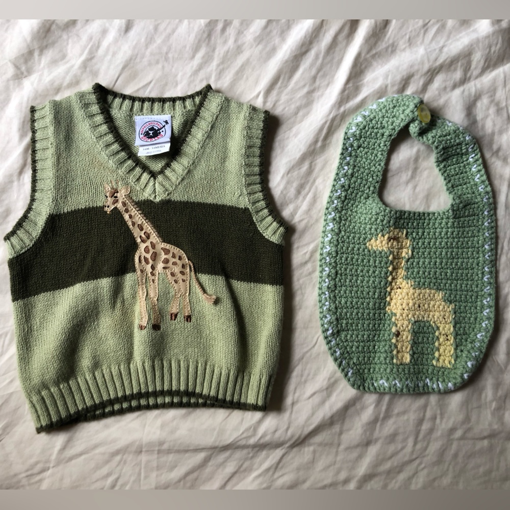 Vintage Giraffe Shirt & Bib 🦒